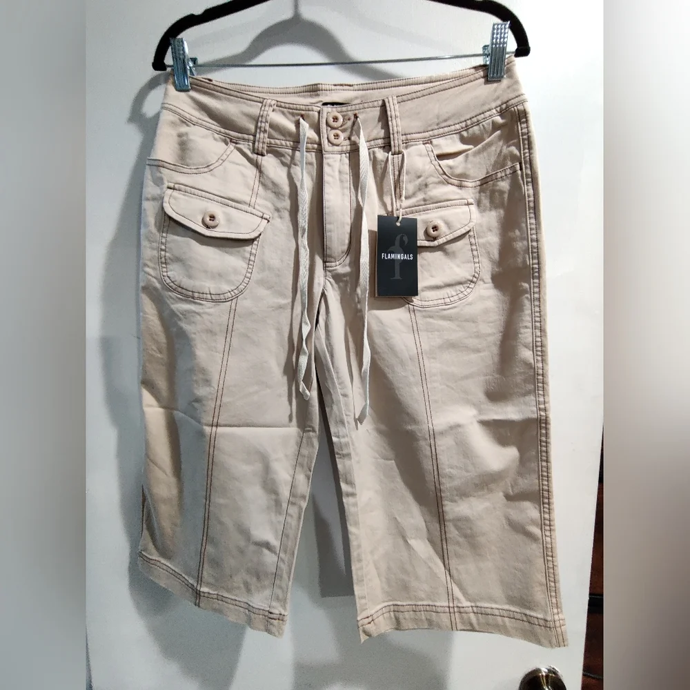 Women's Flamingals Beige Cargo Long Shorts - Picture 1 of 4